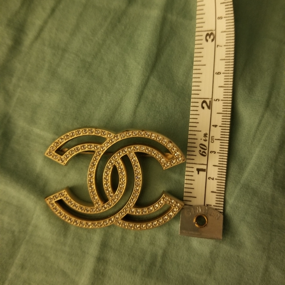 Authentic Chanel Brooch - Picture 4 of 6